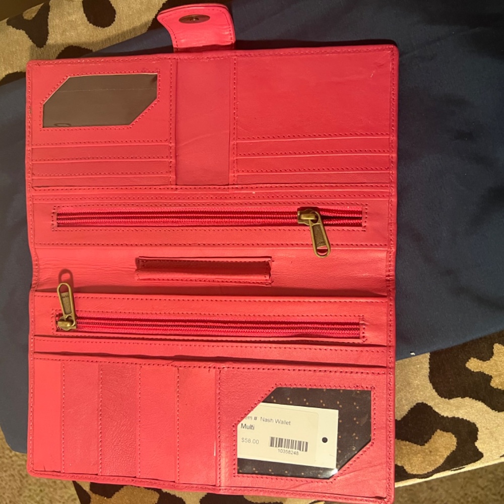 Wallet/Organizers - Picture 3 of 5